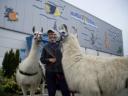 Tierisch gute Jubiläums-Feier bei Burdas Tierwelt mit den Lamas von Beate Pracht
